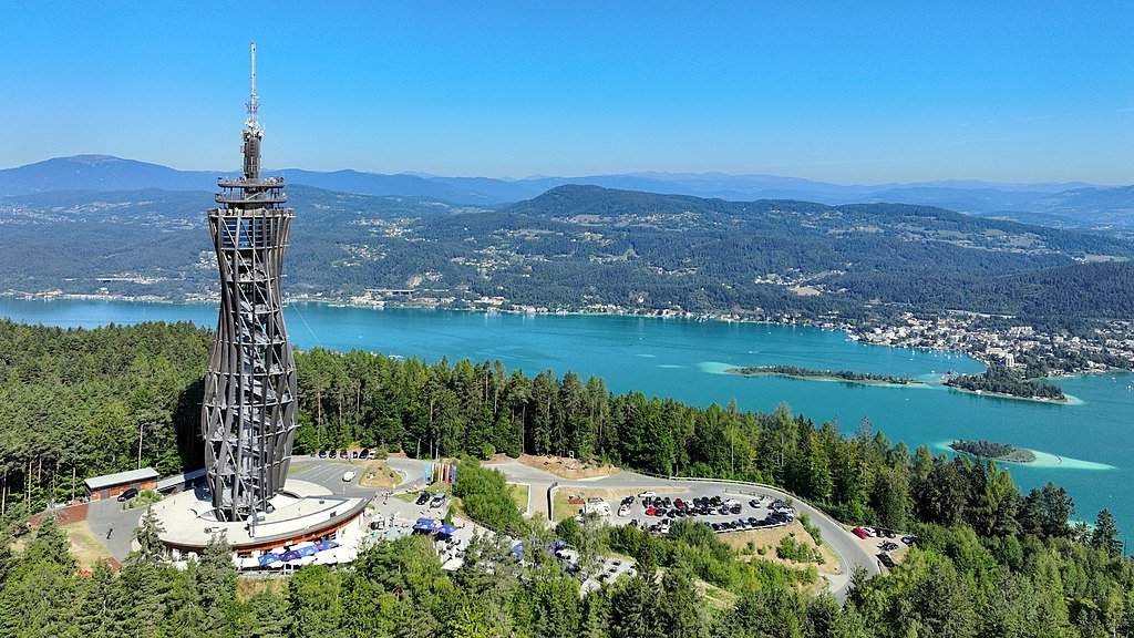Keutschach_am_See_-_Aussichtsturm_Pyramidenkogel