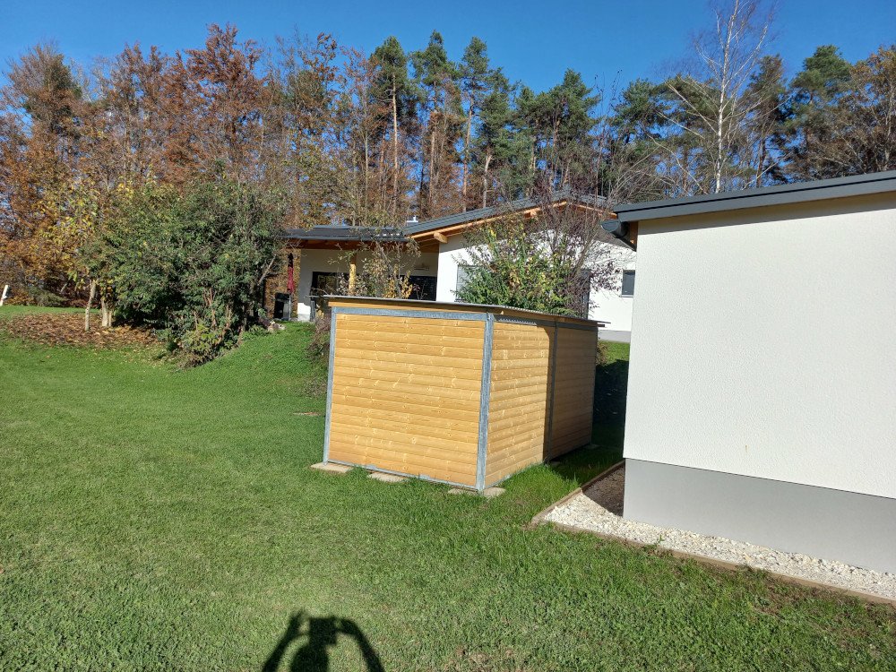 haus-mit-hundezwinger-2